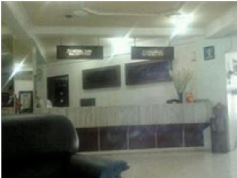 Hotel Merdeka Madiun Buitenkant foto